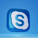 23 साल बाद Skype का अंत: अब Microsoft Teams पर कैसे शिफ्ट करें अपने चैट और कॉन्टैक्ट्स?